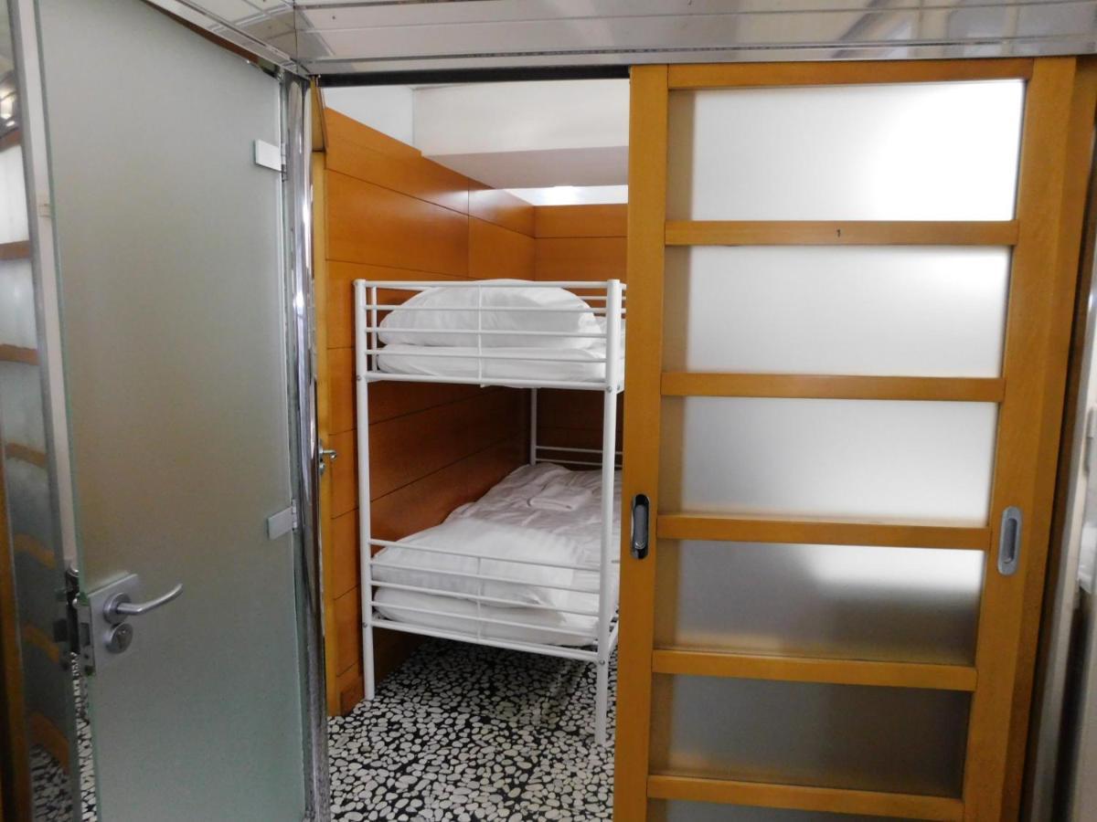Hostel Hospitality House - H H H Lublana Zewnętrze zdjęcie