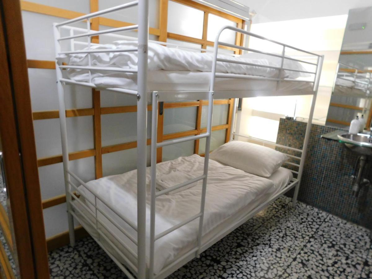 Hostel Hospitality House - H H H Lublana Zewnętrze zdjęcie